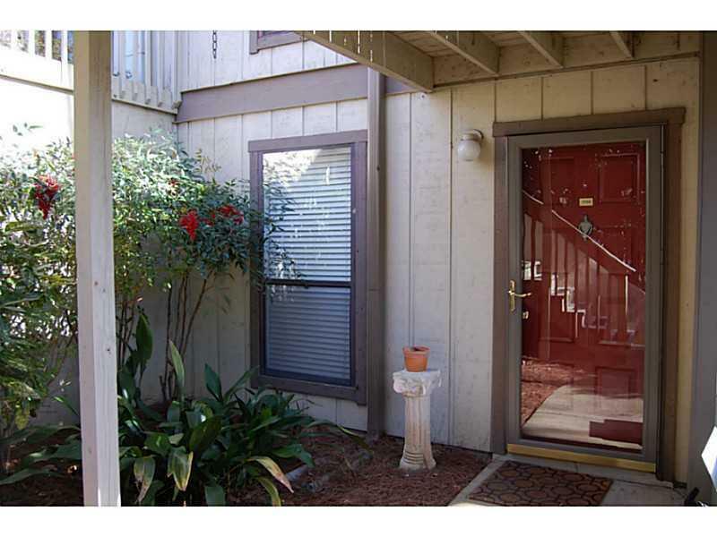 Property Photo: 1510 Woodcliff Drive 1510 30350