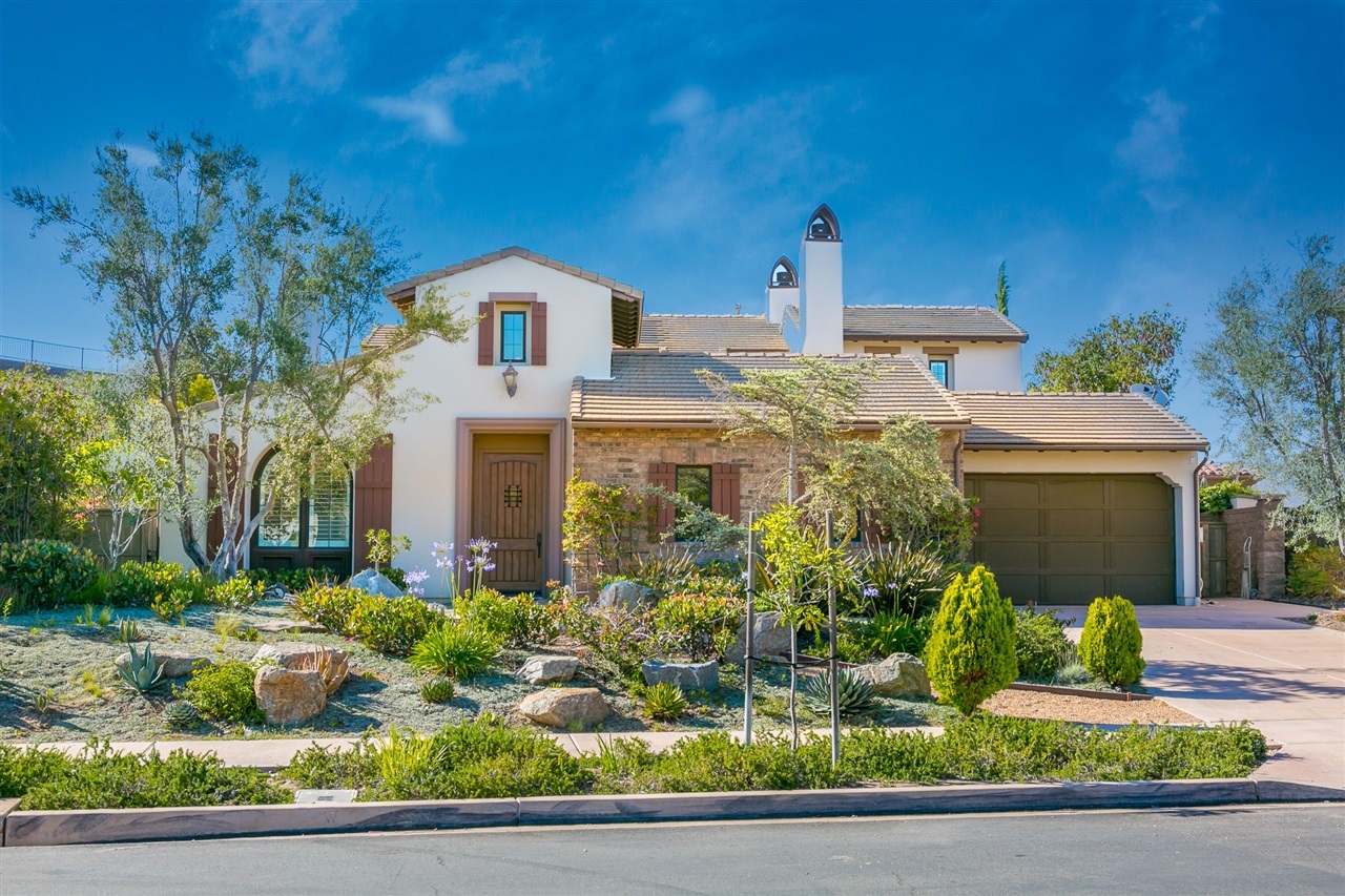 Property Photo: 15614 Hayden Lake Pl CA 92127