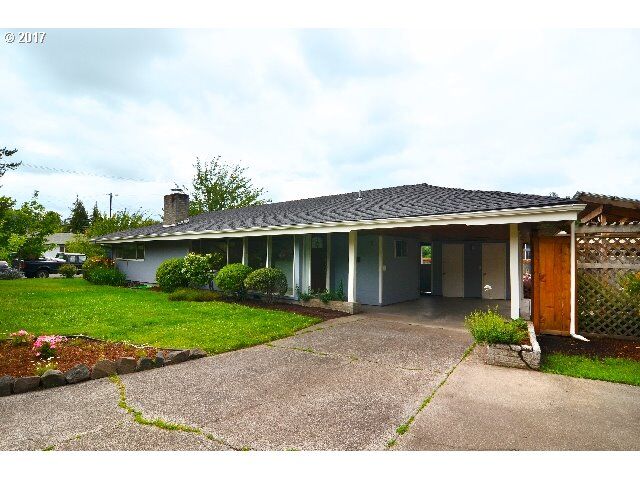 Property Photo: 3130 Alder St OR 97405
