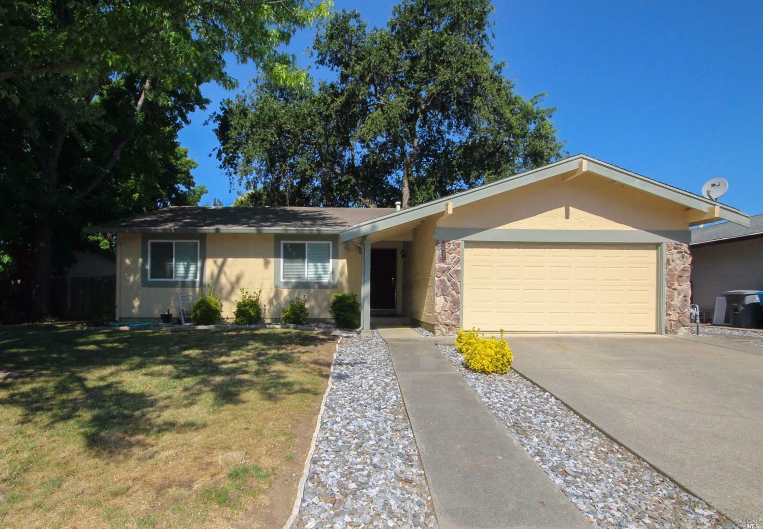 Property Photo:  712 Blue Ridge Lane  CA 95688 