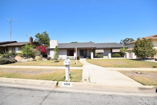 Property Photo:  1454 N Albright Avenue  CA 91786 