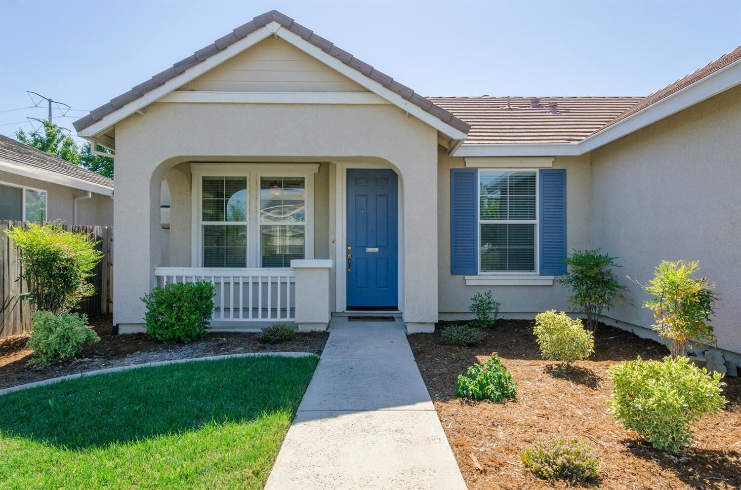 Property Photo:  10379 Canadeo Circle  CA 95757 