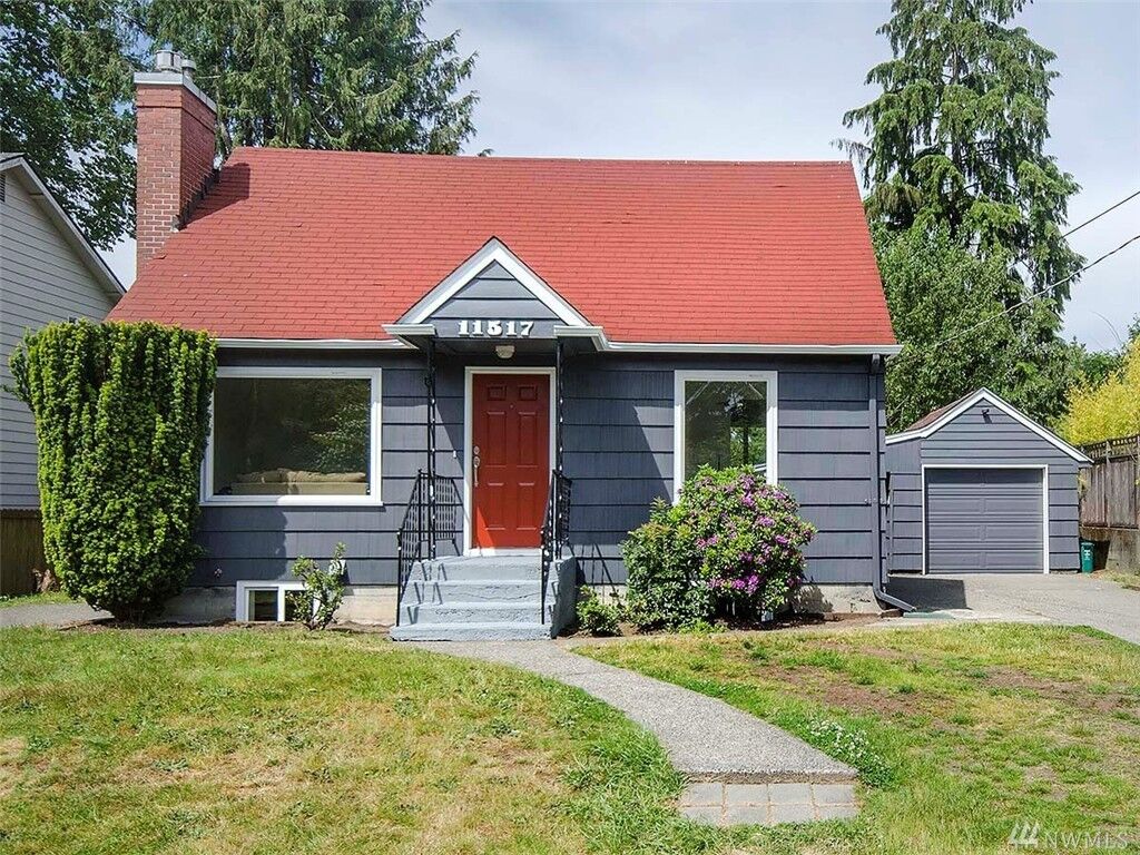 Property Photo: 11517 16th Ave NE WA 98125