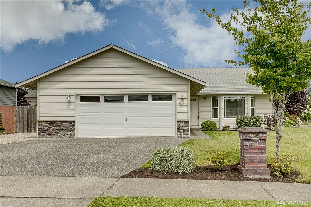 Property Photo:  8031 174th Place NE  WA 98223 