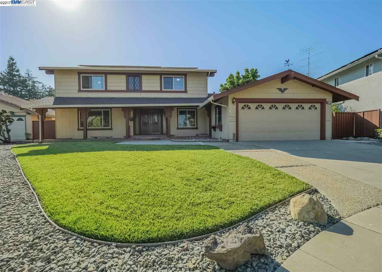 Property Photo:  38115 Paseo Padre Ct  CA 94536 