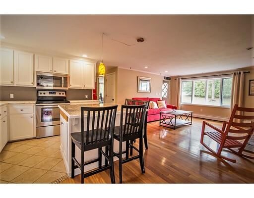 Property Photo:  2 Mary St  NH 03087 