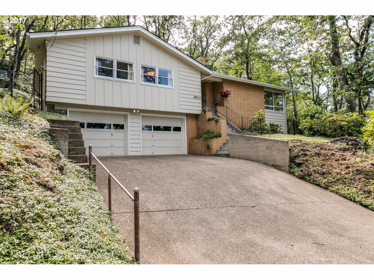 Property Photo: 3610 Donald St OR 97405