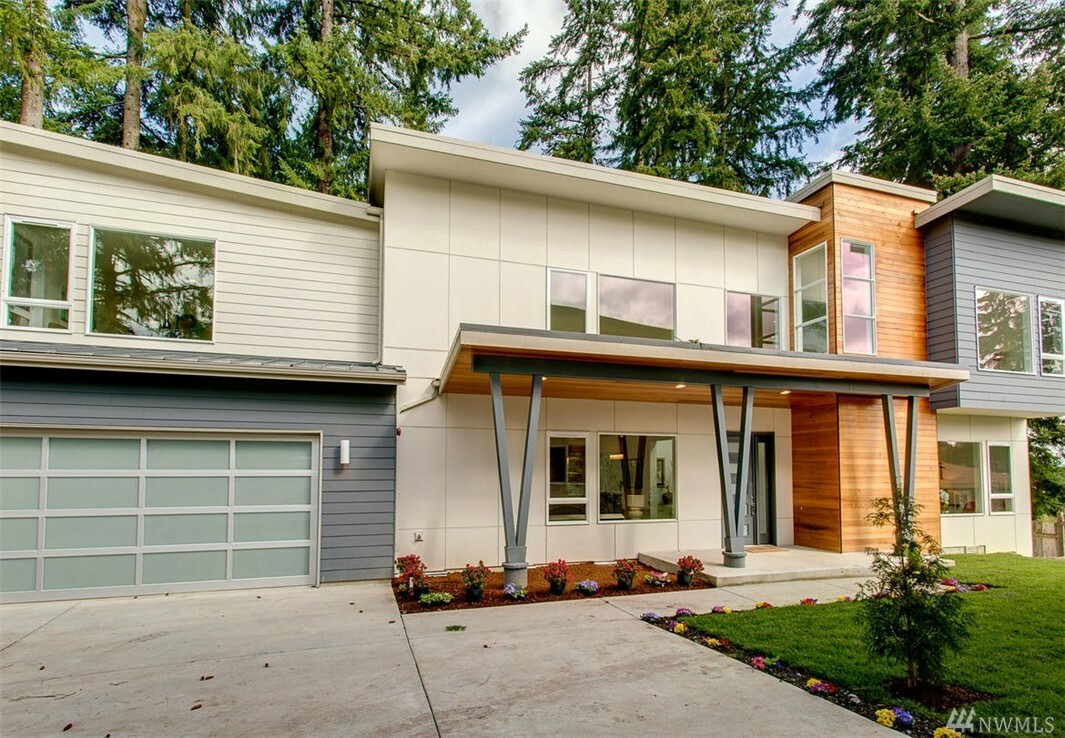 Property Photo:  14400 SE 38th St  WA 98006 