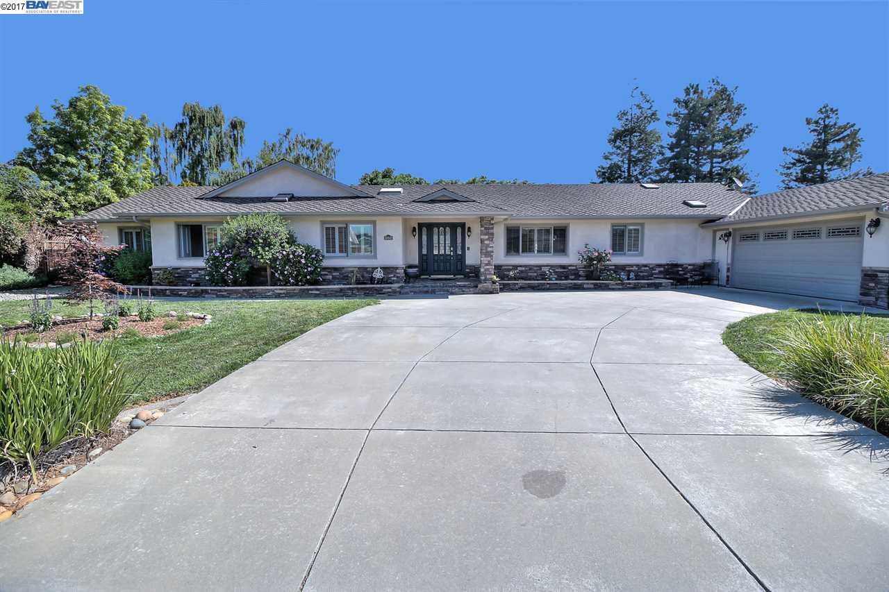 Property Photo:  38642 Glencoe Dr.  CA 94536 