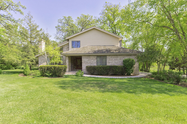 Property Photo: 21835 Green Forest Road IL 60010