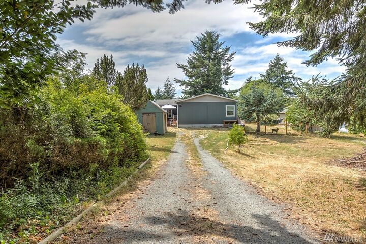 1005 Diane Ave  Oak Harbor WA 98277 photo