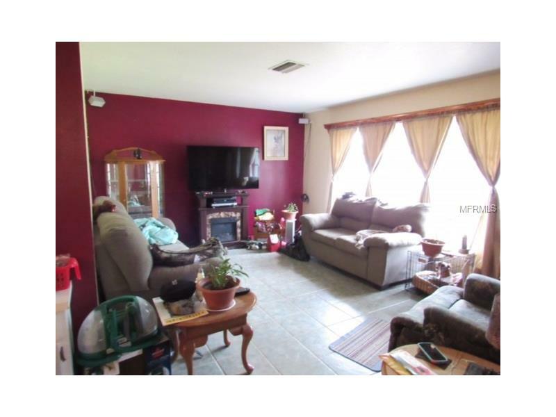 Property Photo:  1114 30th St Ct E  FL 34208 