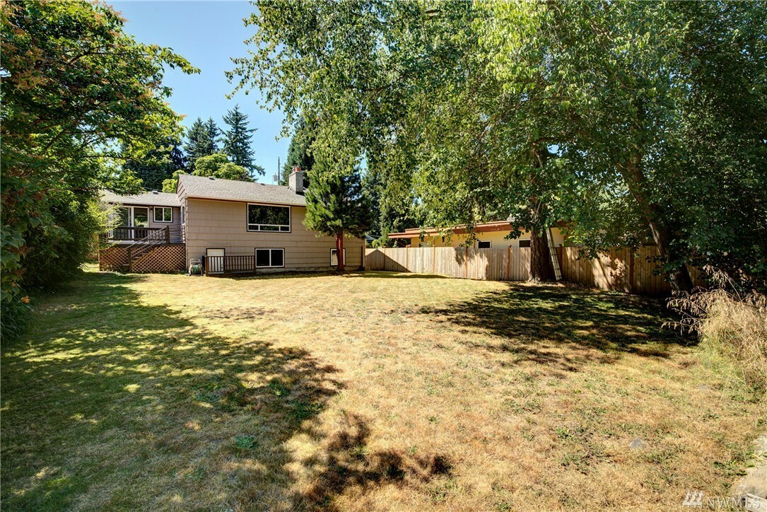 Property Photo:  12044 22nd Ave NE  WA 98125 