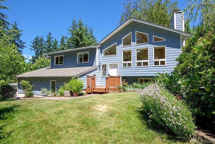 Property Photo:  13309 14th Pl W  WA 98087 