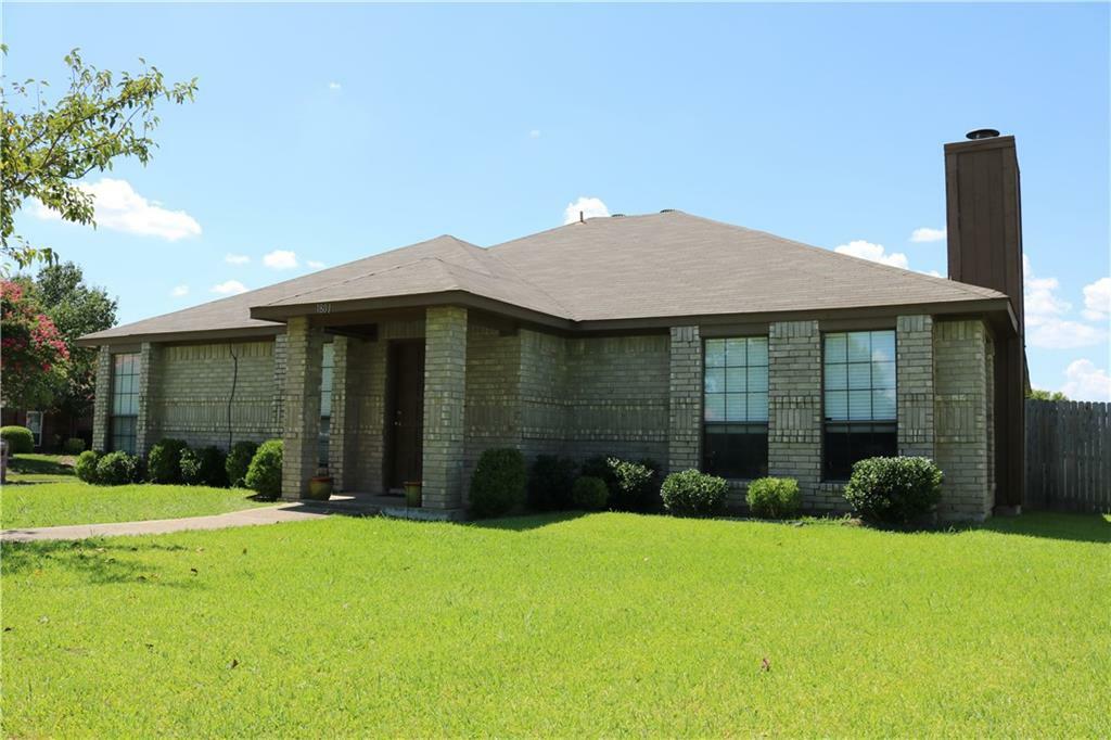 Property Photo: 1801 Chippewa Trail TX 75149