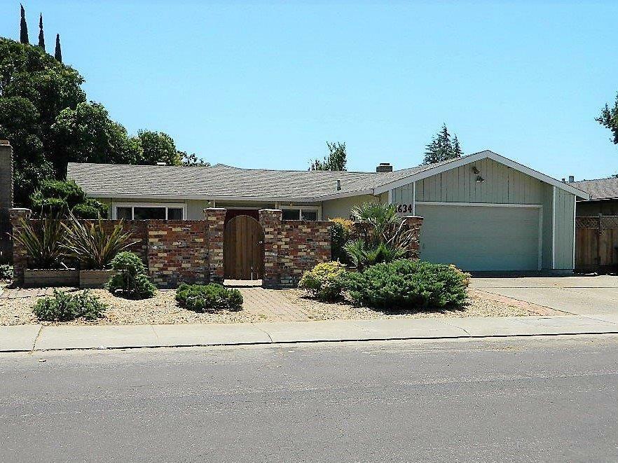 Property Photo:  2634 Alexa Way  CA 95209 