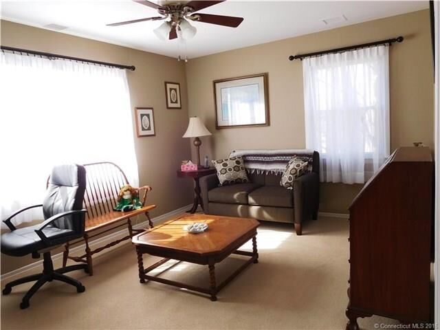 Property Photo: