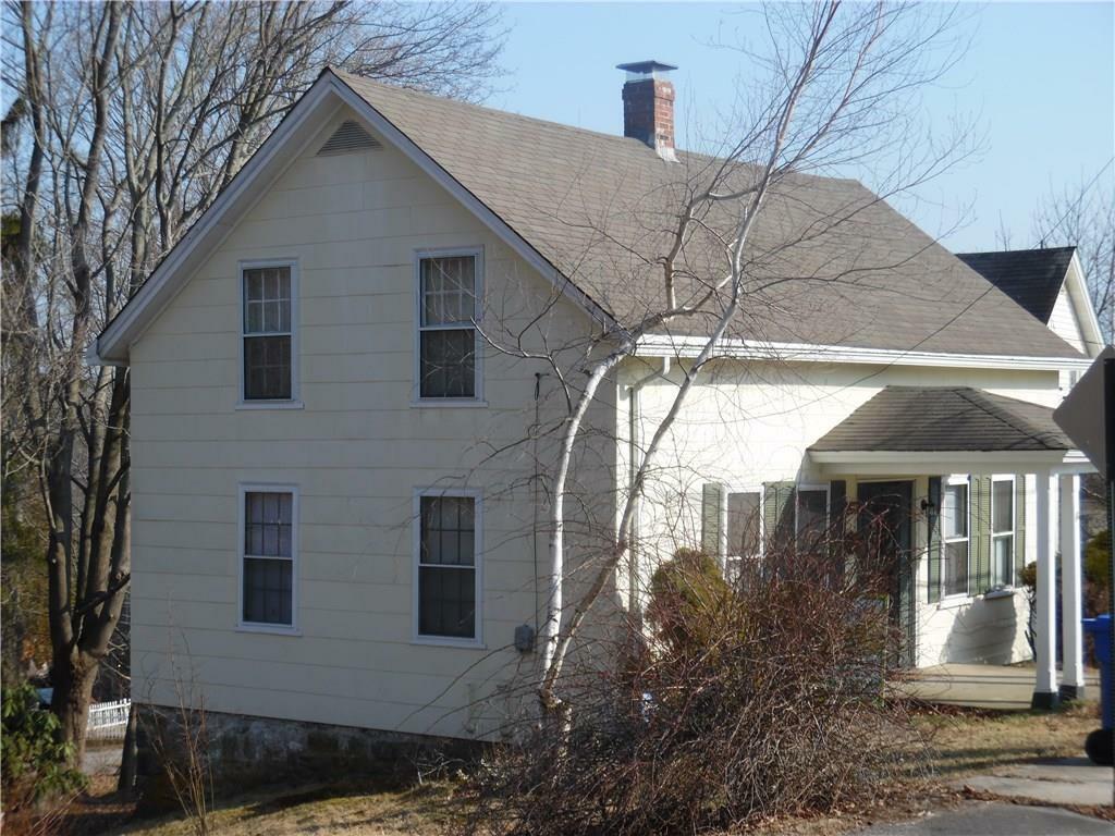 Property Photo:  18 Highland Street  CT 06354 