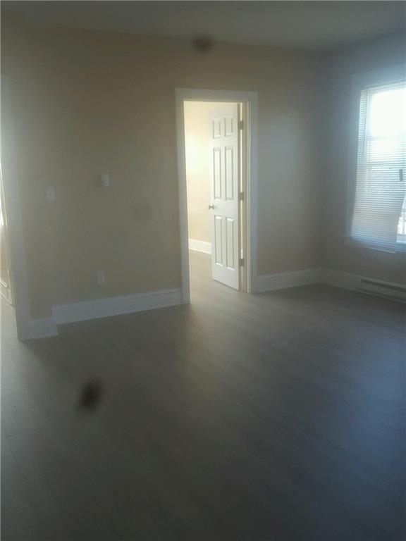 Property Photo:  1109 Stratford Avenue 3rd  CT 06607 