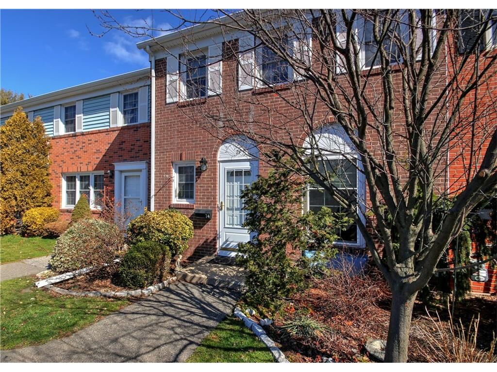 Property Photo:  74 Salem Walk 74  CT 06460 