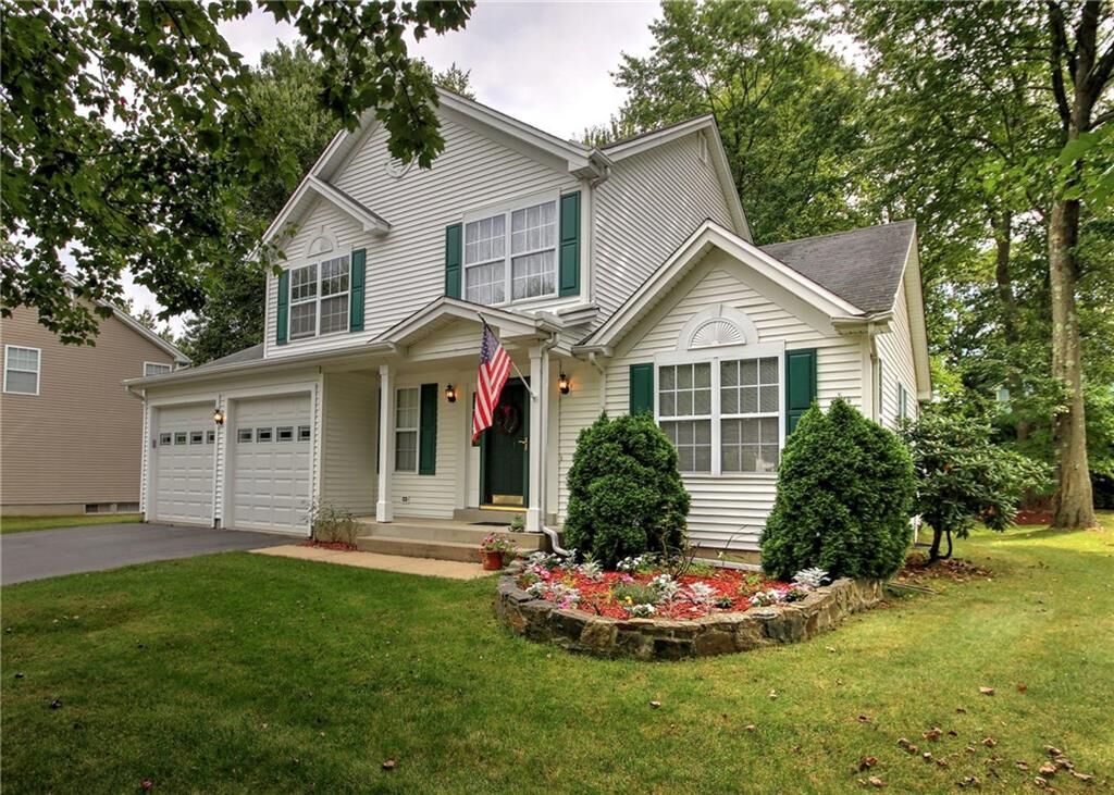 Property Photo: 10 Barberry Court CT 06461