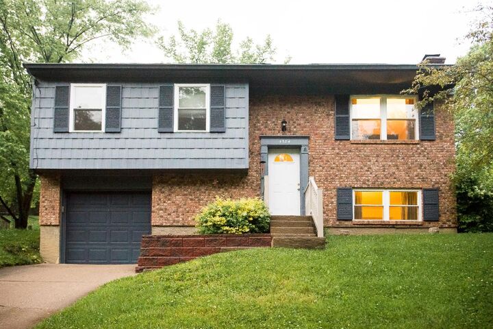 4384 Mt Alverno Road  Delhi Twp OH 45238 photo