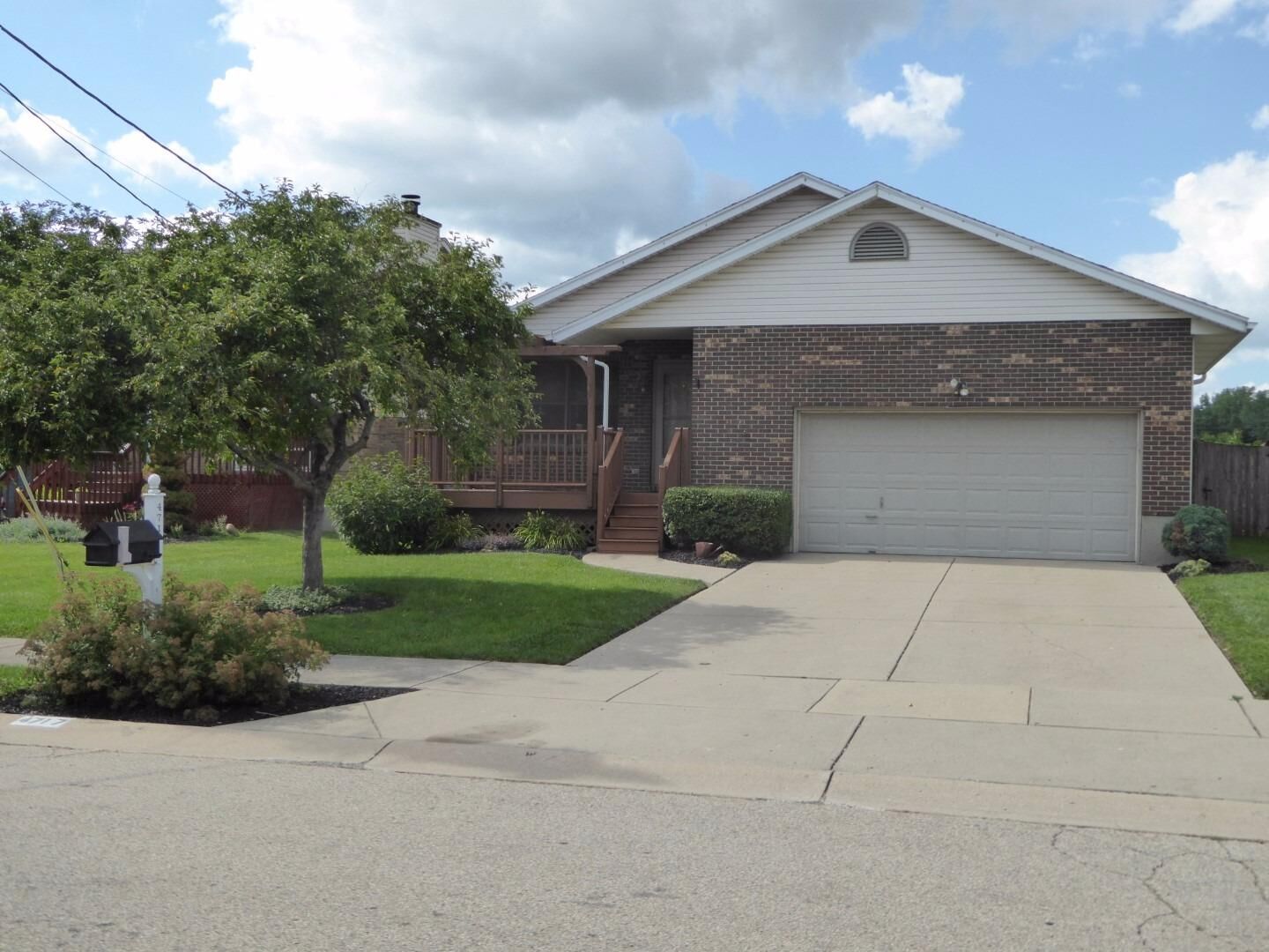 Property Photo:  4717 Winsford Court  OH 45044