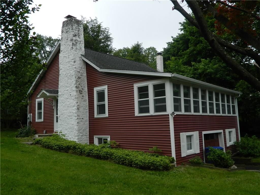 Property Photo:  18 Crest Avenue  CT 06811 