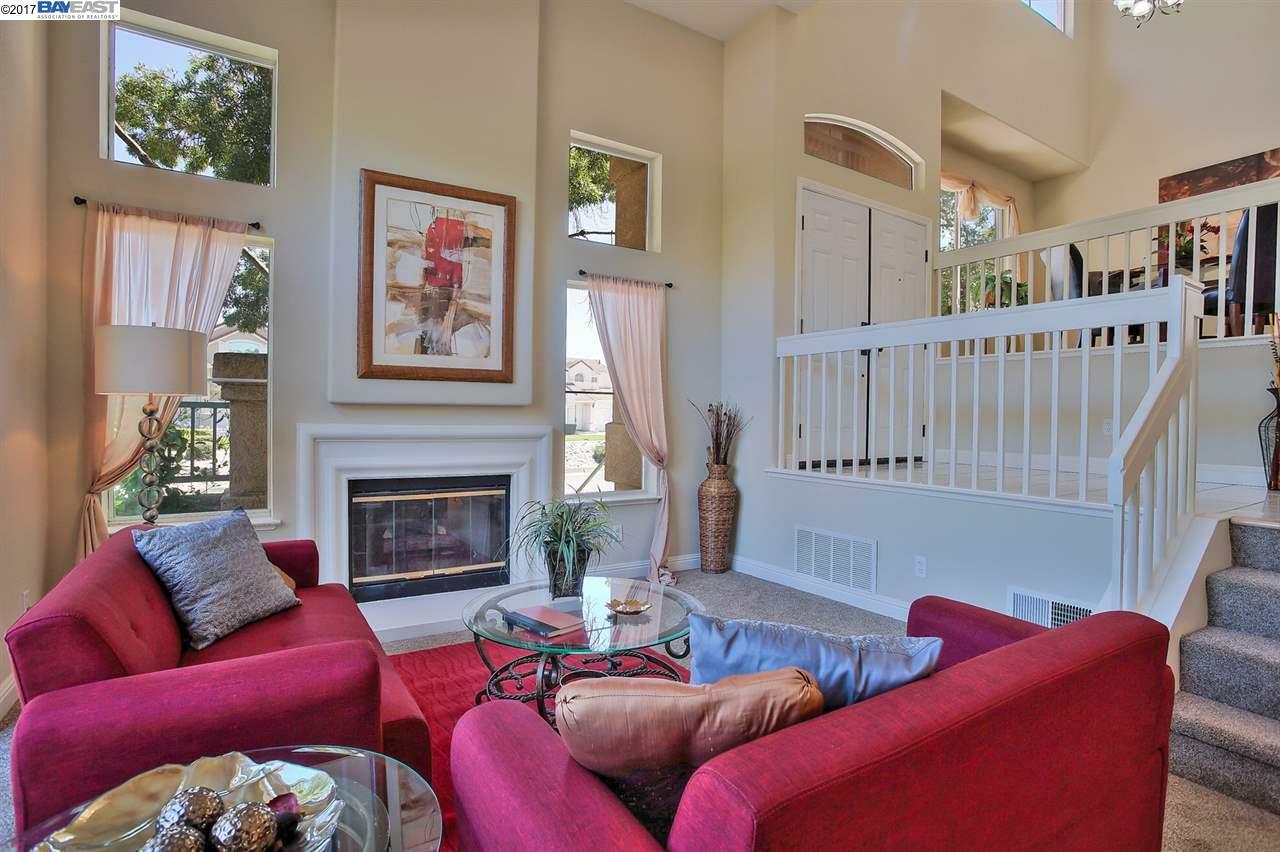 Property Photo: 5972 Capriana Cmn 141 CA 94555