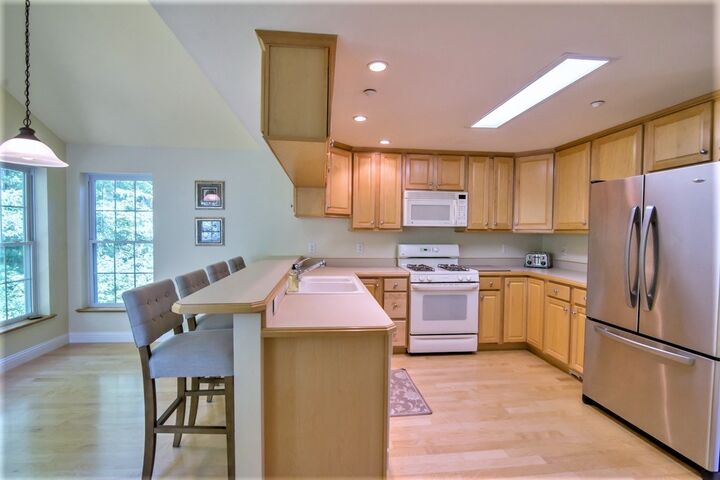 Property Photo:  13 Eldon Way  NH 03811 