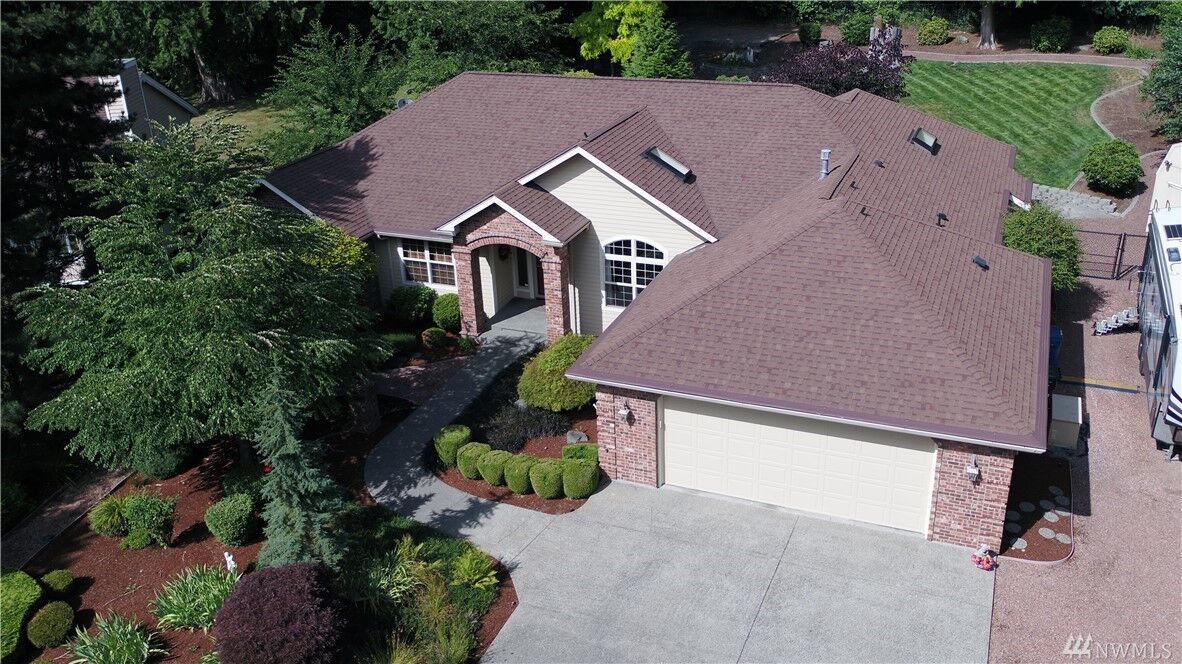 Property Photo:  15014 SE 253rd Place  WA 98042 