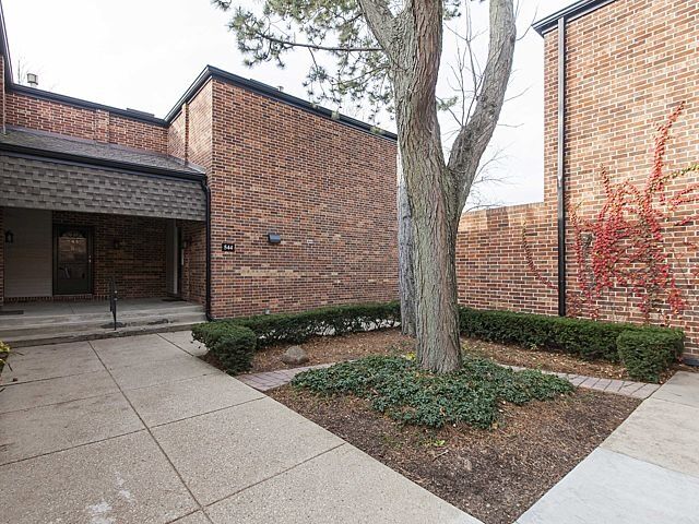 Property Photo:  544 W Northwest Highway B  IL 60067 