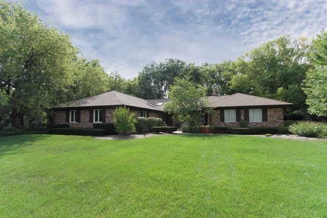 Property Photo: 20730 Long Meadows Drive IL 60047