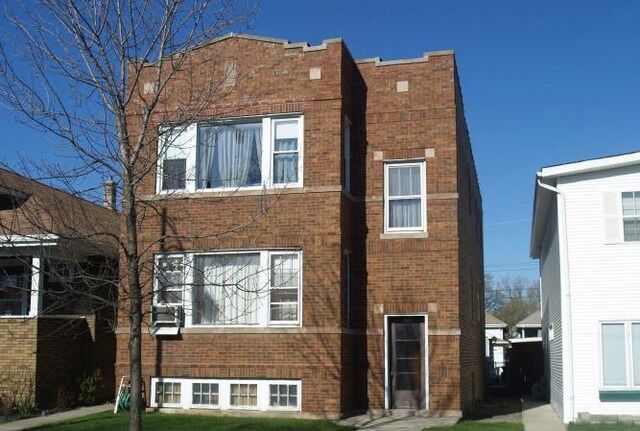 Property Photo:  2954 N Oak Park Avenue  IL 60634 