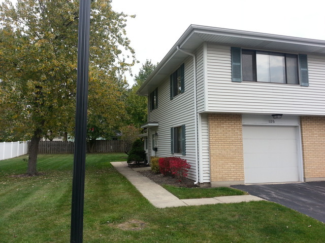 Property Photo:  1126 Quanset Court 1126  IL 60194 