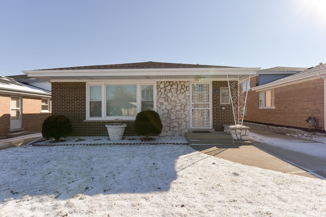 Property Photo:  595 Marquette Avenue  IL 60409 