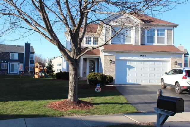 Property Photo:  907 Pimpernel Court  IL 60540 