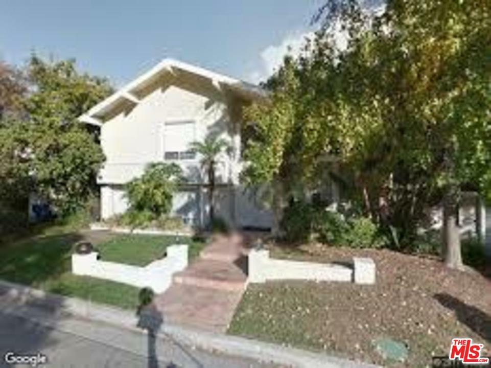 Property Photo: 4534 Totana Dr CA 91356