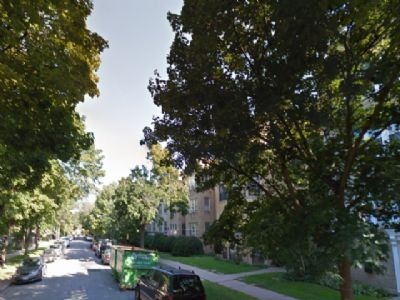 Property Photo:  2033 W Fargo Avenue 1  IL 60645 