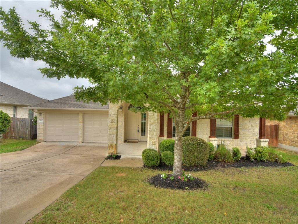 Property Photo:  140 Canterbury Drive  TX 78737 