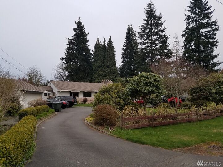 21511 98th Ave W  Edmonds WA 98020 photo