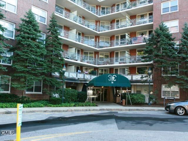 Property Photo:  71 Strawberry Hill Avenue 1108  CT 06902