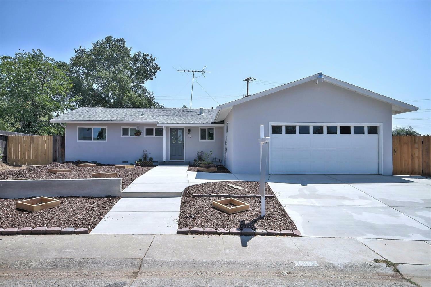 Property Photo:  140 Penaranda Drive  CA 95630 