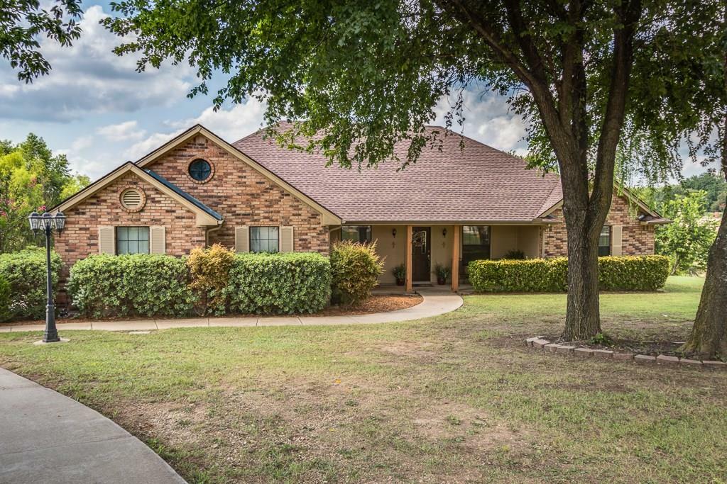 Property Photo:  3210 Brads Way  TX 76065 