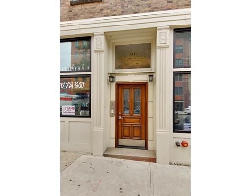 Property Photo: 381 W Broadway 4 MA 02127
