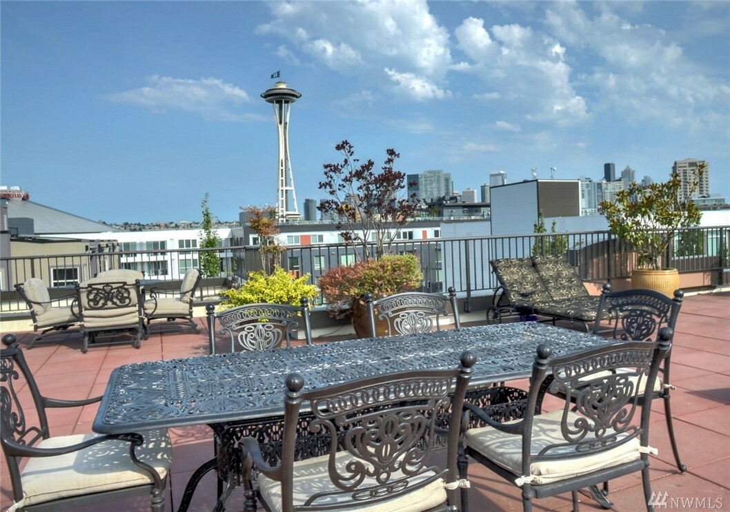 Property Photo:  323 Queen Anne Ave N 308  WA 98109 
