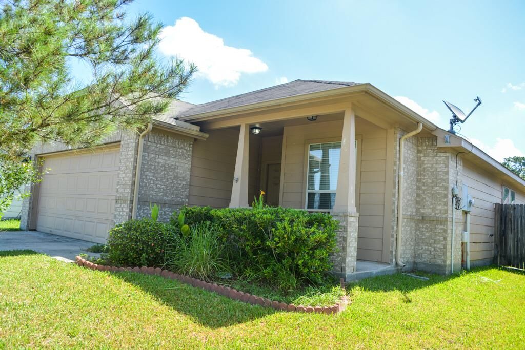 Property Photo: 23709 Briar Tree Drive TX 77365