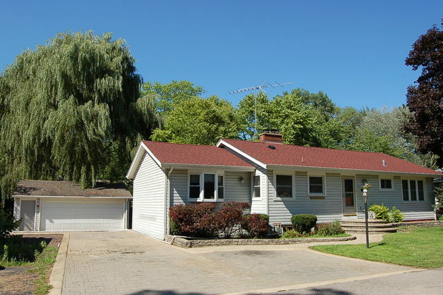 Property Photo:  112 Wallace Drive  IL 60013 