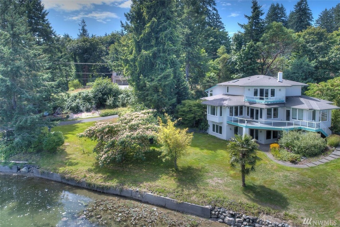 Property Photo:  273 Northshore Blvd  WA 98333 