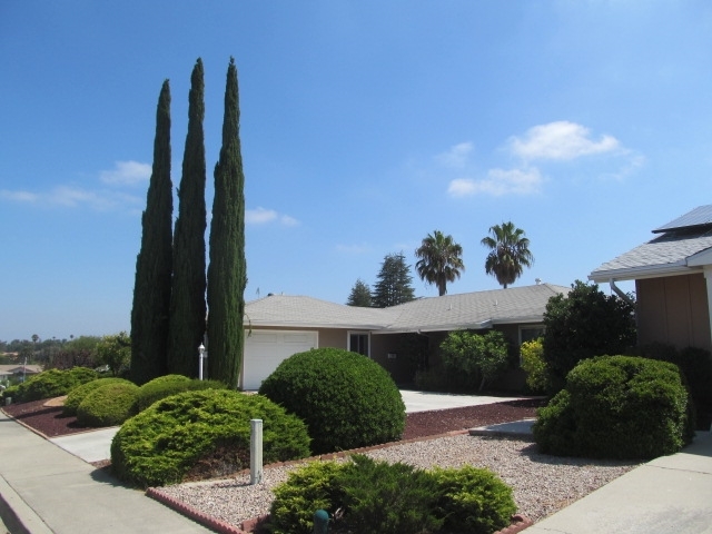 Property Photo: 16833 Pinata Dr CA 92128